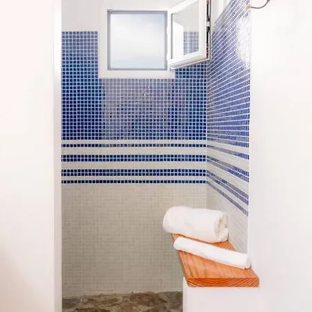 Prázdninový dům Cocomar I- Luxurious With Pool Near The Sea Guatiza