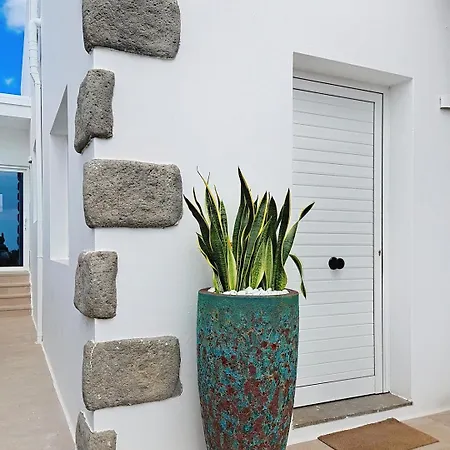 Cocomar I- Luxurious With Pool Near The Sea Prázdninový dům Guatiza