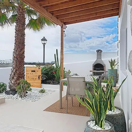 Cocomar I- Luxurious With Pool Near The Sea Guatiza